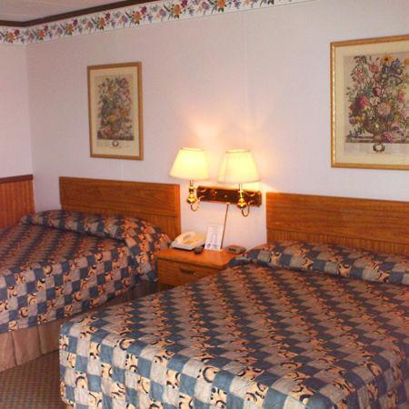 Village Inn Motel - Berrien Springs Cameră foto